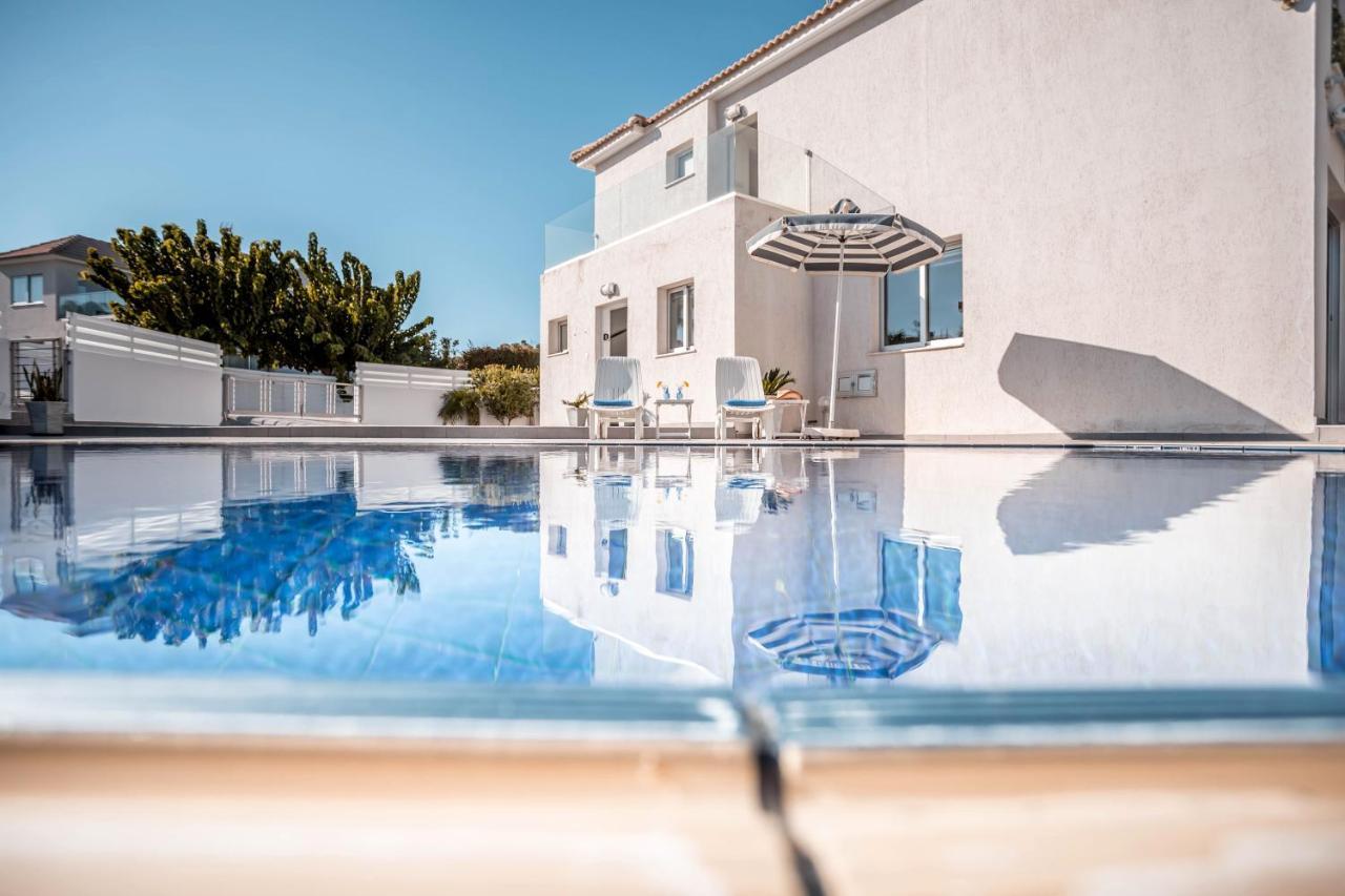 Villa Hibiscus Протарас Екстериор снимка