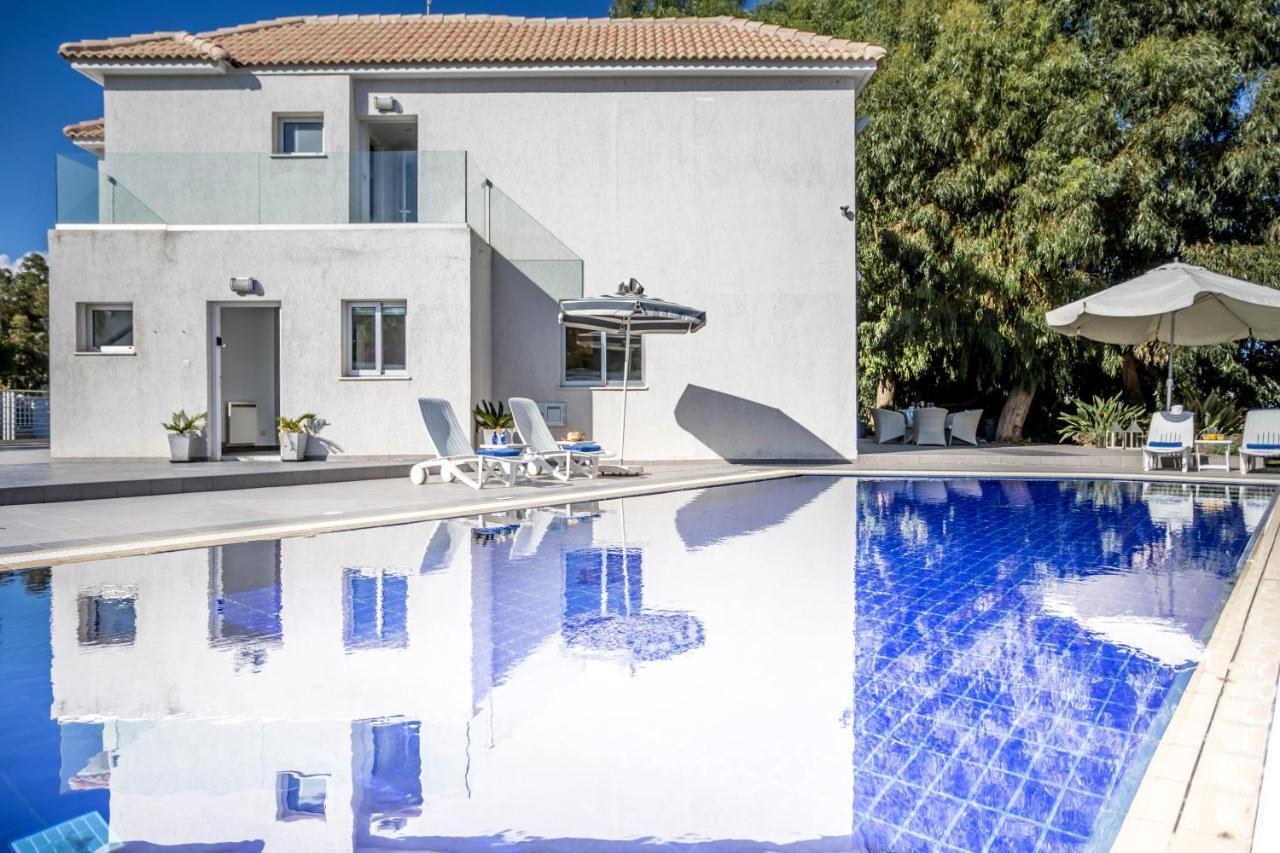 Villa Hibiscus Протарас Екстериор снимка