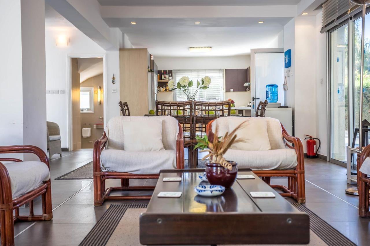 Villa Hibiscus Протарас Екстериор снимка