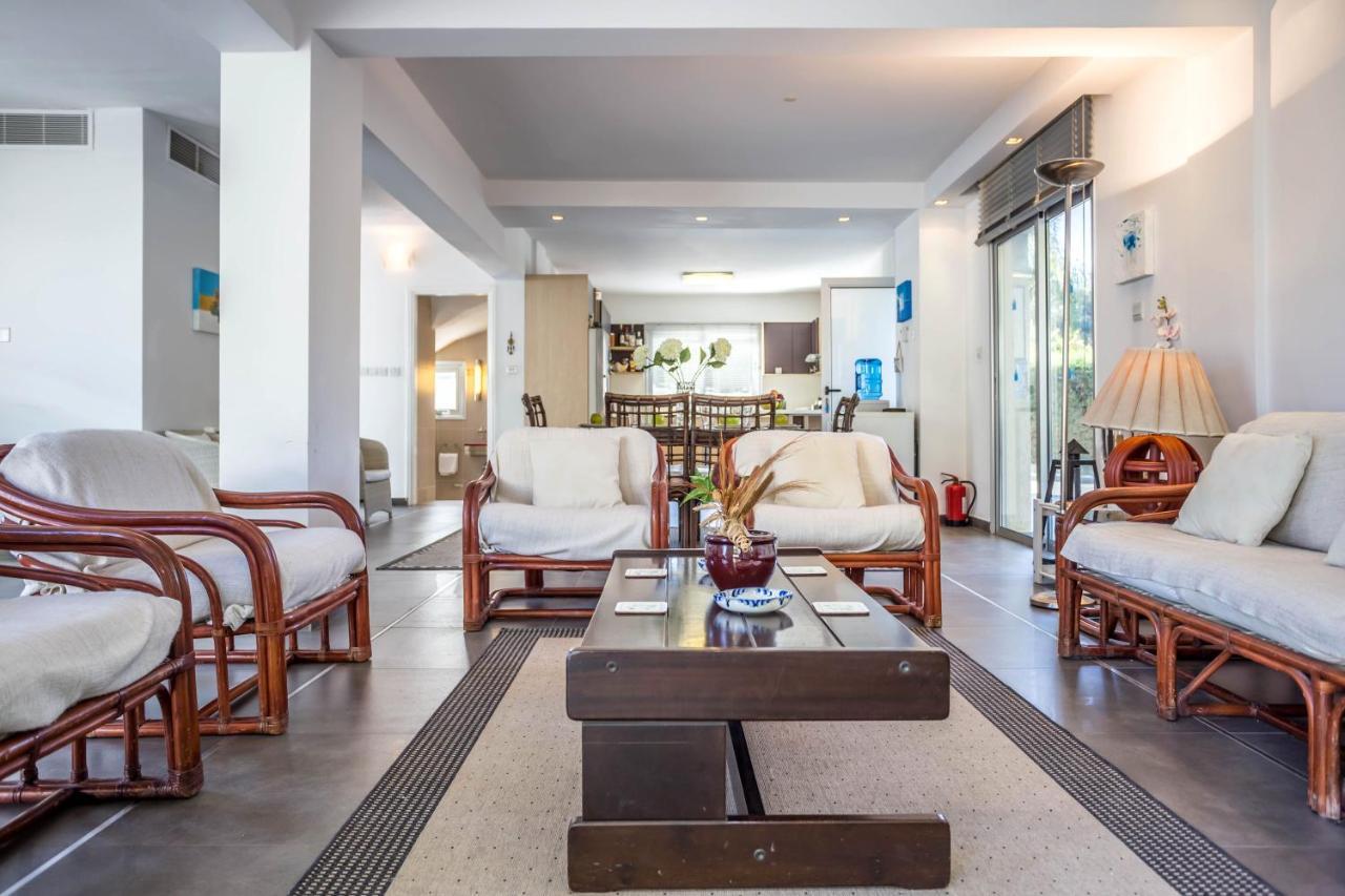 Villa Hibiscus Протарас Екстериор снимка